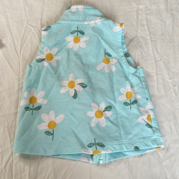 Carter’s bundle of baby girl size 6 months vests and jackets. IN GREAT CONDITION - Picture 11 of 12